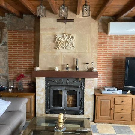 Casa Rural Neira Almenara de Tormes Bagian luar foto