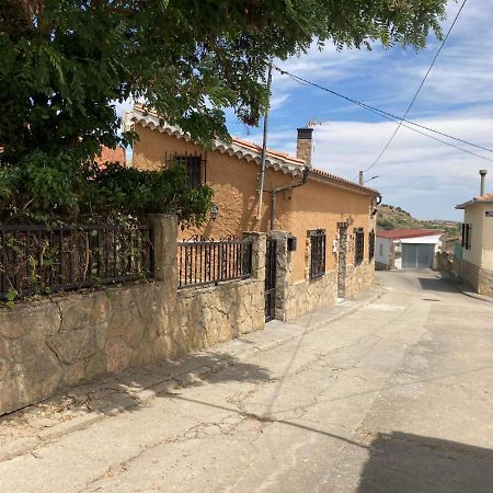 Casa Rural Neira Almenara de Tormes Bagian luar foto